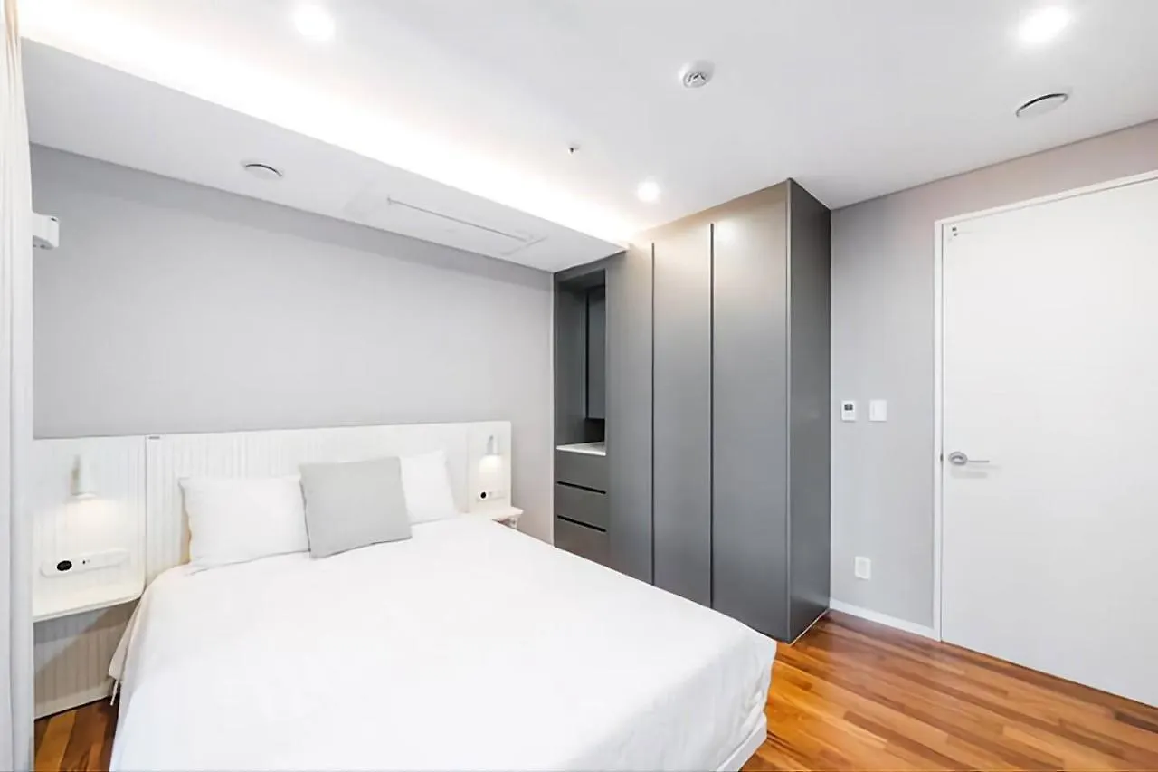 Uh Flat The Seocho Apartment Seoul South Korea