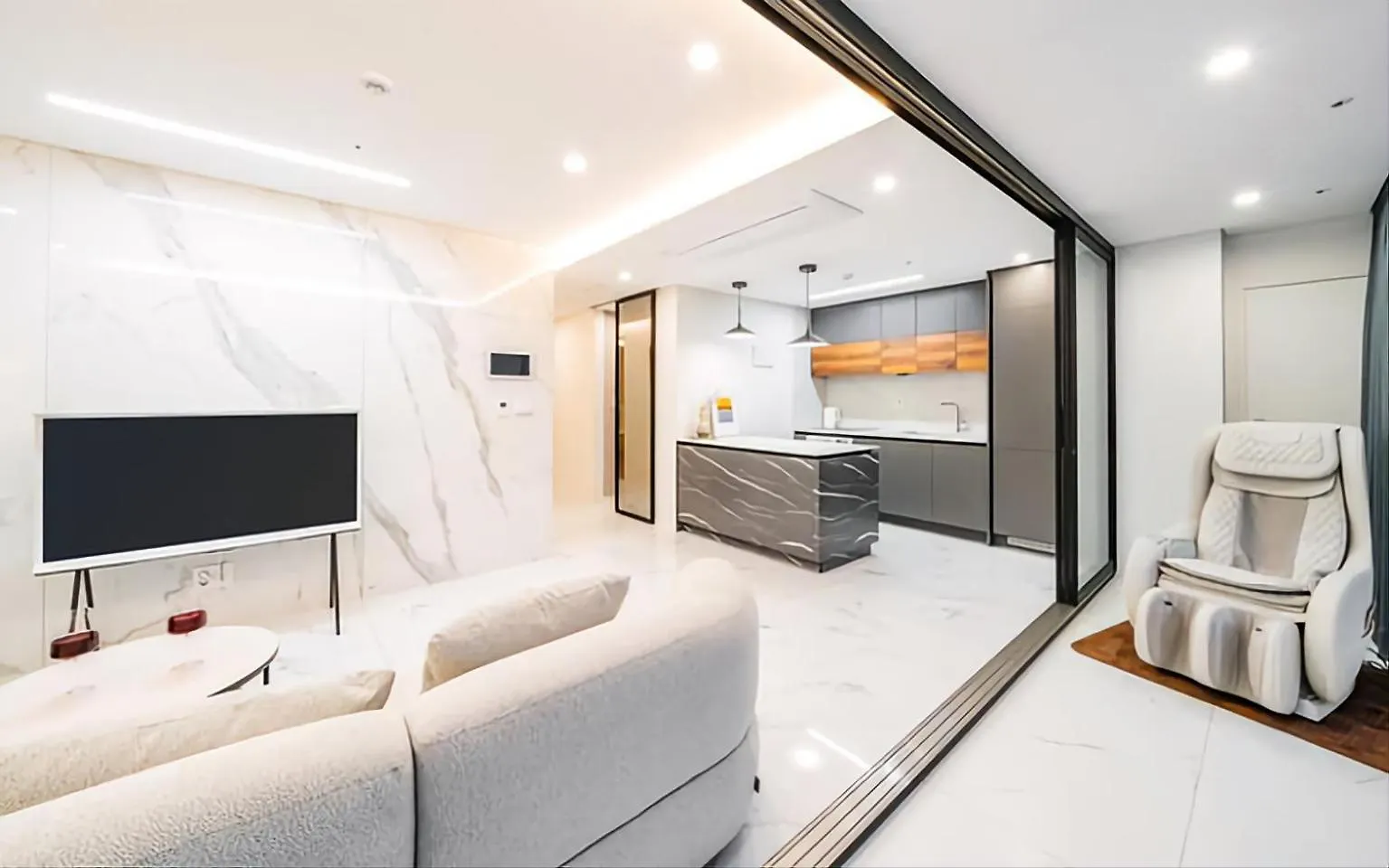 Uh Flat The Seocho Apartment Seoul