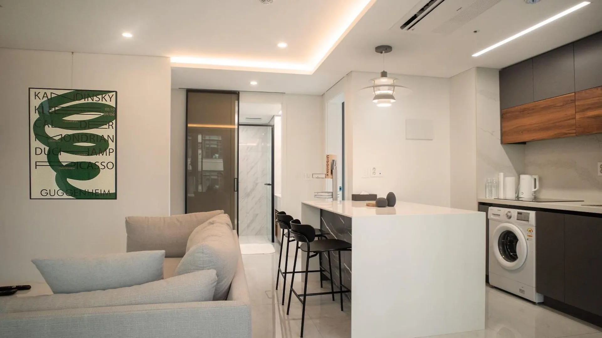 Uh Flat The Seocho Apartment Seoul