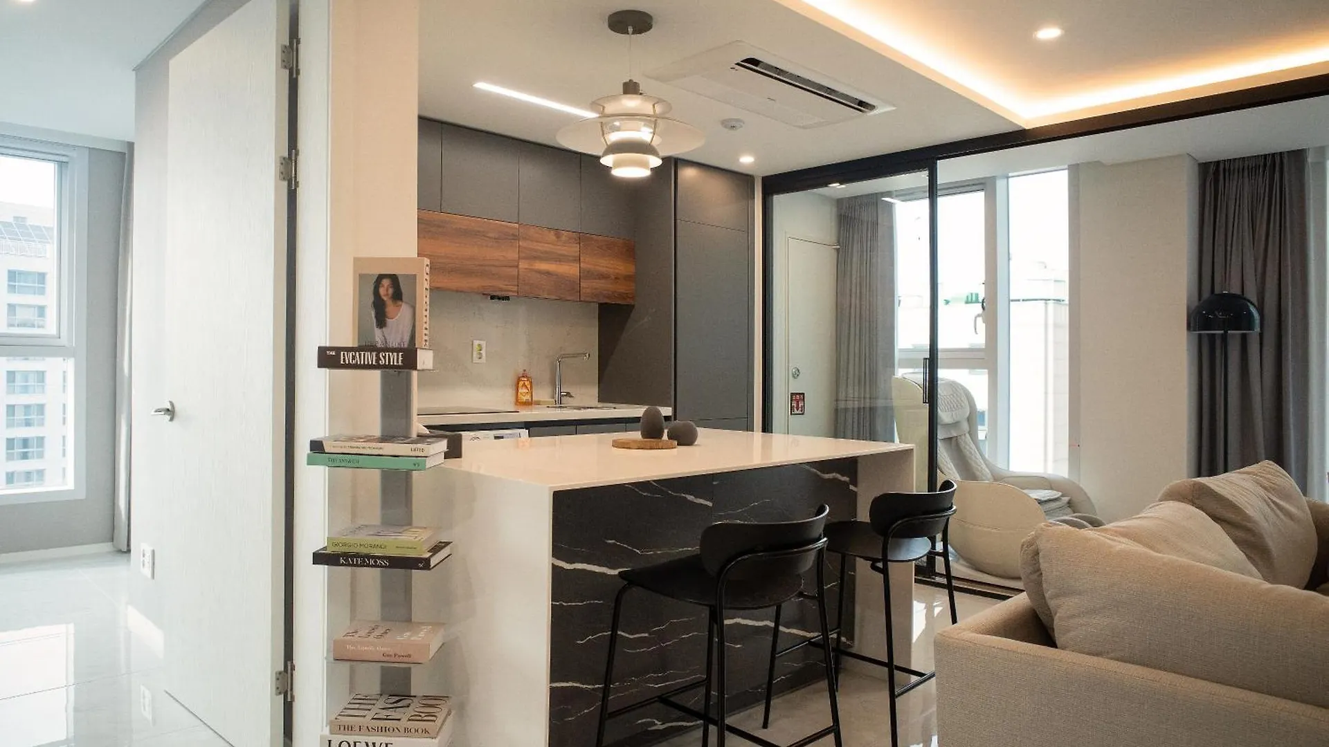 Uh Flat The Seocho Apartment Seoul South Korea